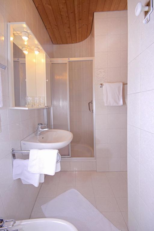 Apartments Gasserhof Lagundo Room photo